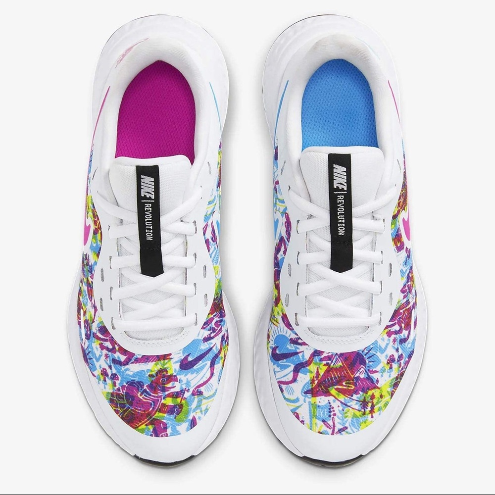 Nike Revolution Girls Sneakers, size US 3 Years